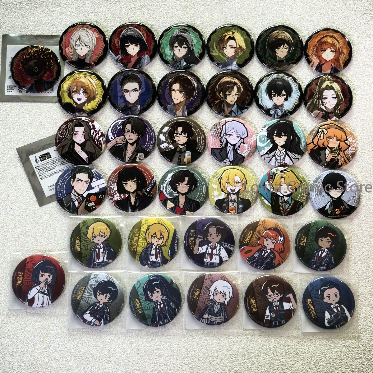 Anime Merchandise Companies - 公式日本製品 リンバスカンパニー ドンキホーテ まねきねこ カラオケ缶バッジ ブローチ