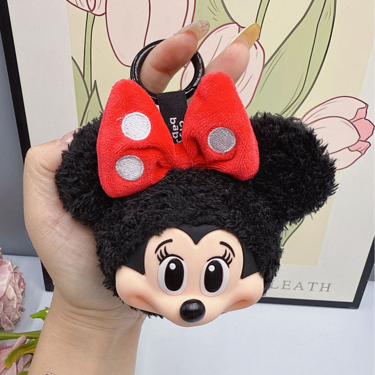 ミッキー ミニー ぬいぐるみ キーホルダー かわいいビニール - Anime Merchandise Figures のレビューと価格